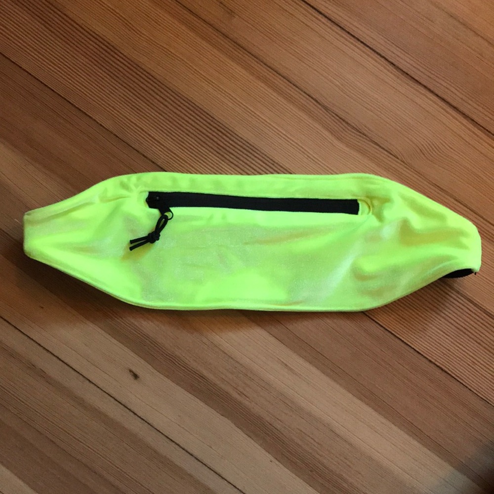 Triangl Fanny Pack in Neon Yellow Velvet